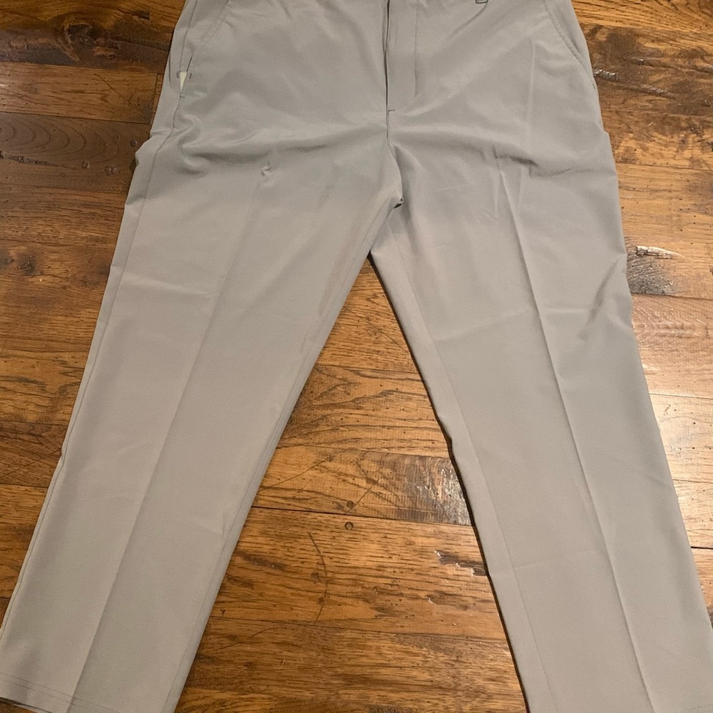IZOD Golf Bundle Pants 38x30 Swing Flex